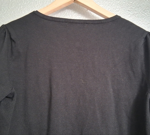 Roz & Ali Lady Libery Black Sweater With White Floral Embroidery     Size  L - Picture 10 of 12